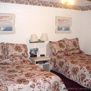 Travelers Inn And Suites South Lake Tahoe Room photo