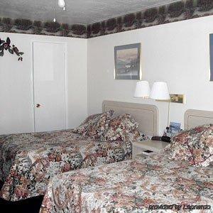 Travelers Inn And Suites South Lake Tahoe Room photo