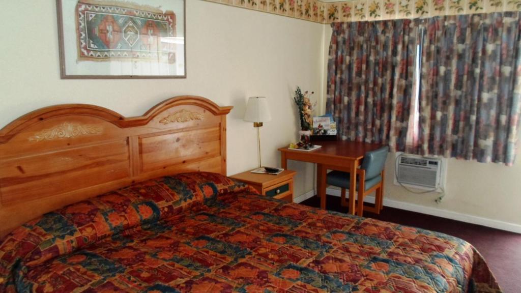 Travelers Inn And Suites South Lake Tahoe Room photo